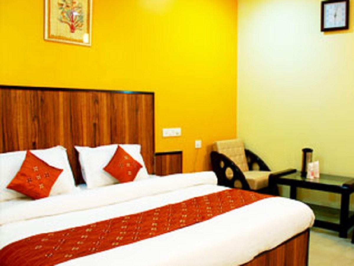 Didi Hotel Lakhnau Kültér fotó