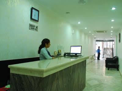 Didi Hotel Lakhnau Kültér fotó